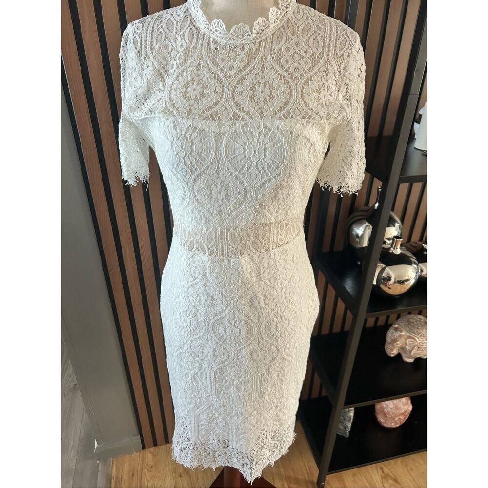 Lulus white short wedding dress bachelorette party lace short sleeve size medium